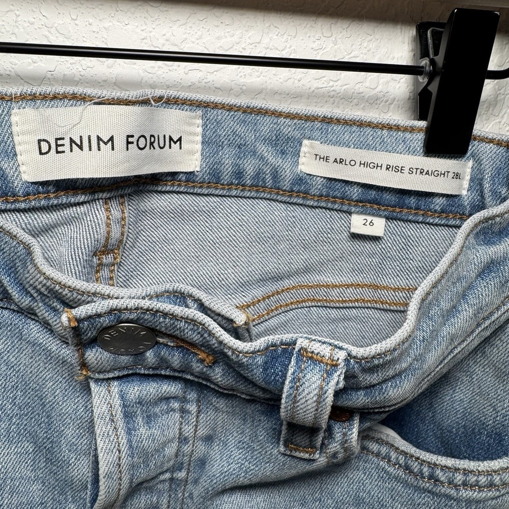 Denim Forum Arlo Jeans | High Rise Straight‎ Light Wash Button Fly | Womens 26 - Picture 8 of 12